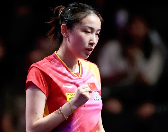 亚历克斯 亚历克斯